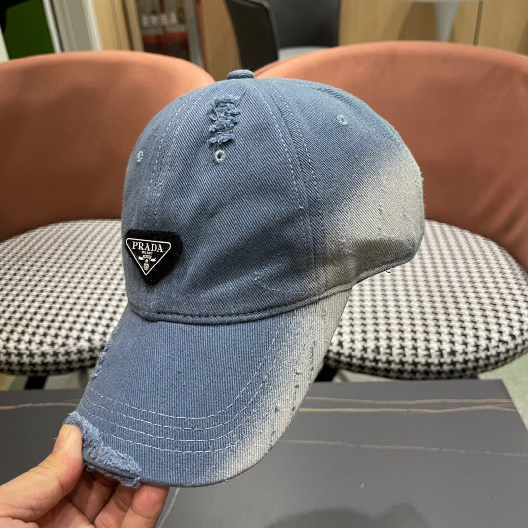 CASQUETTE PRADA