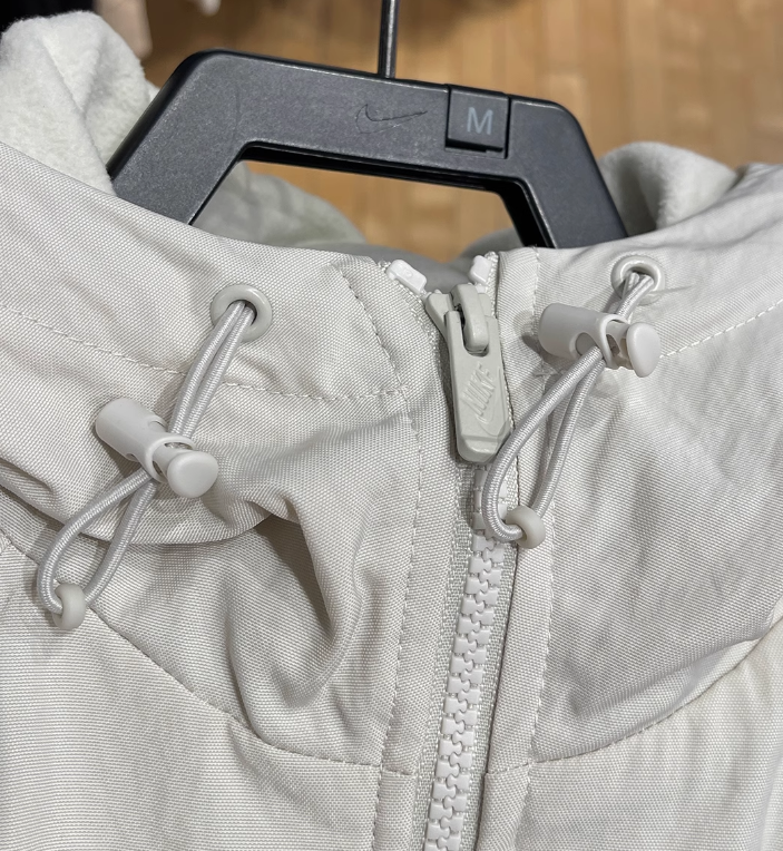 VESTE NIKE AVEC DOUBLURE BLANC CREME