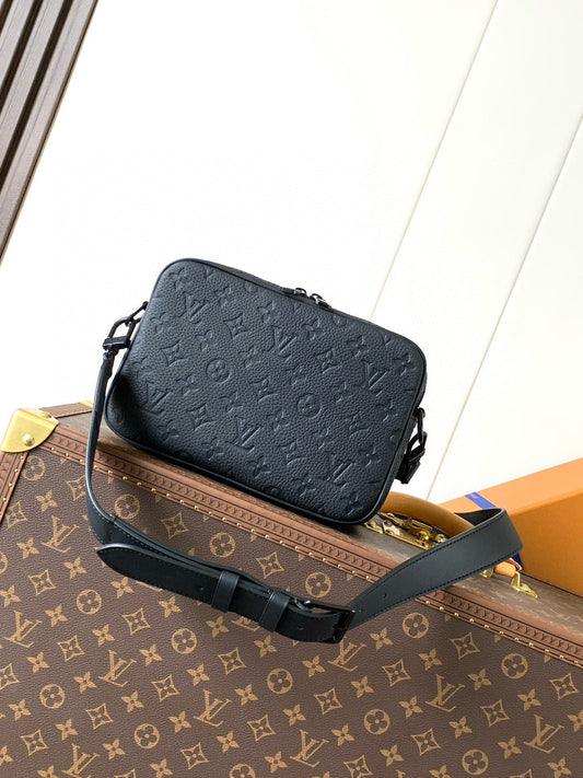 SACOCHE LOUIS VUITTON