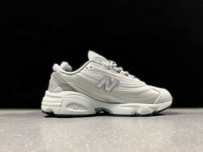 New Balance 1000AL1
