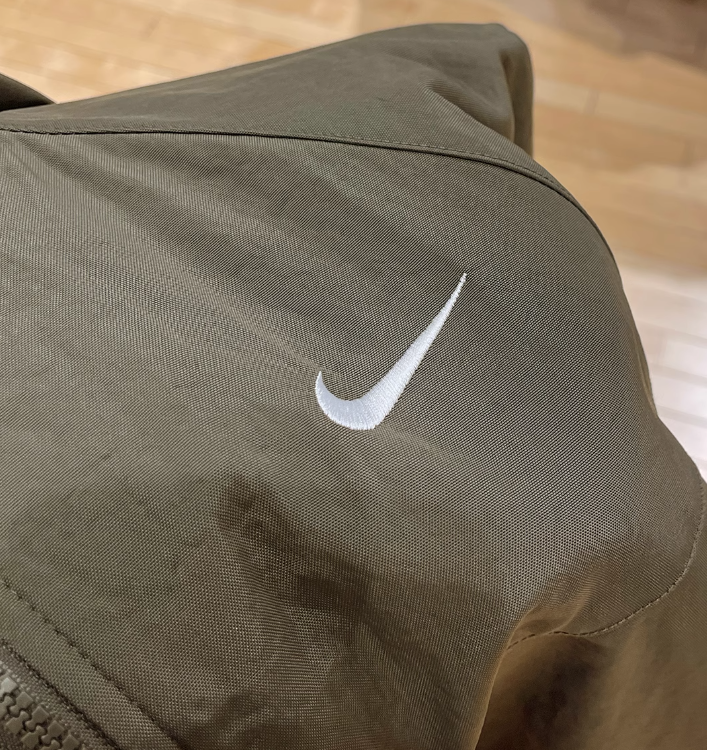 VESTE NIKE AVEC DOUBLURE KAKI