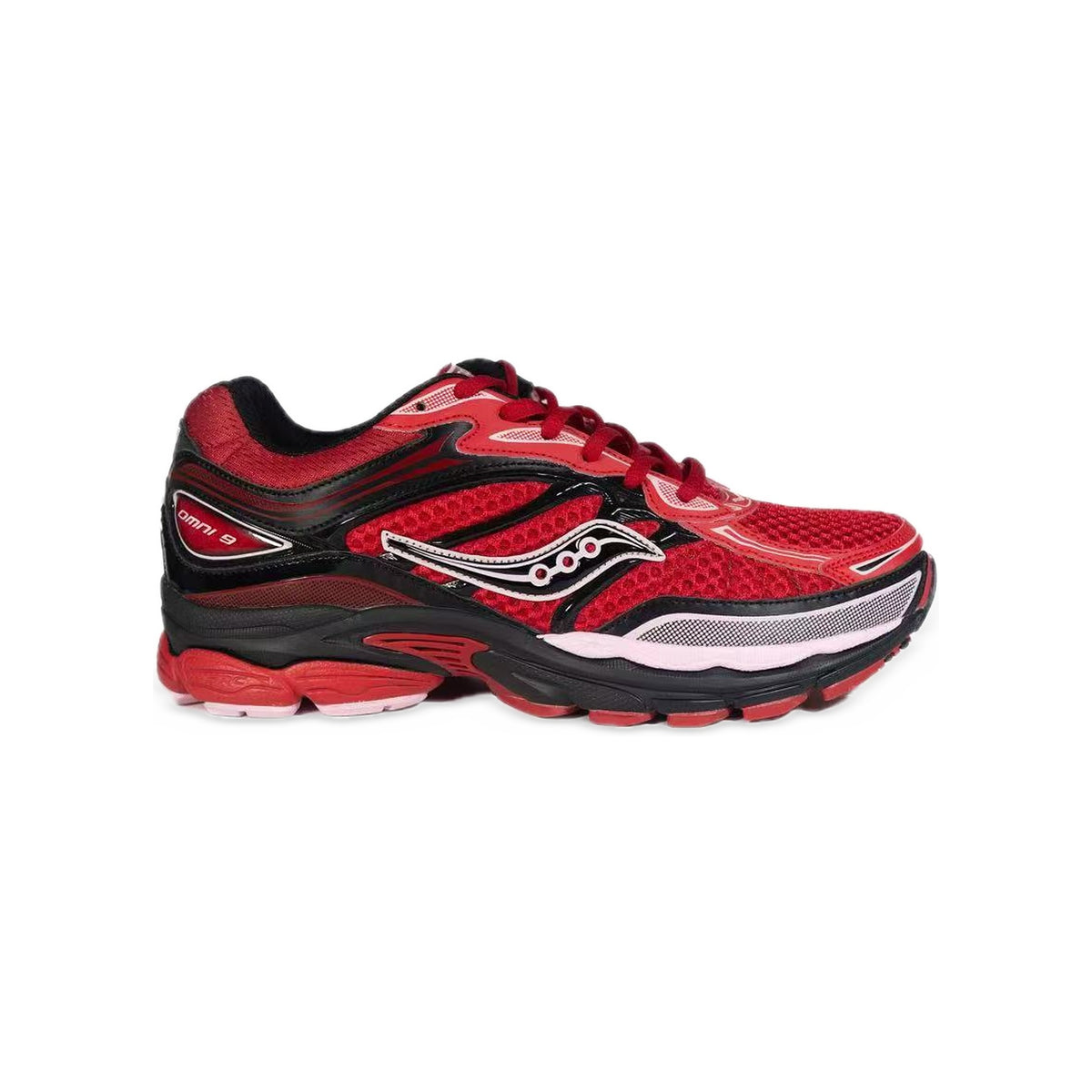 Saucony ProGrid Omni 9 Rouge / Noir – vue latérale