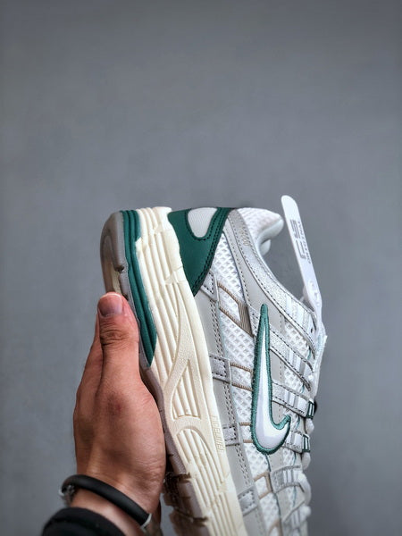 NIKE P-6000 Initiator Running