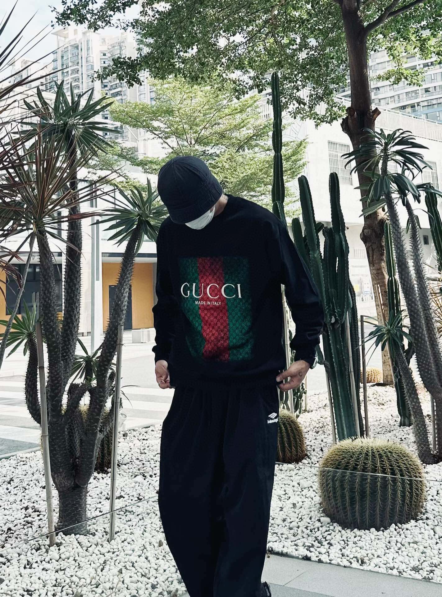 Gucci Sweatshirt BLACK