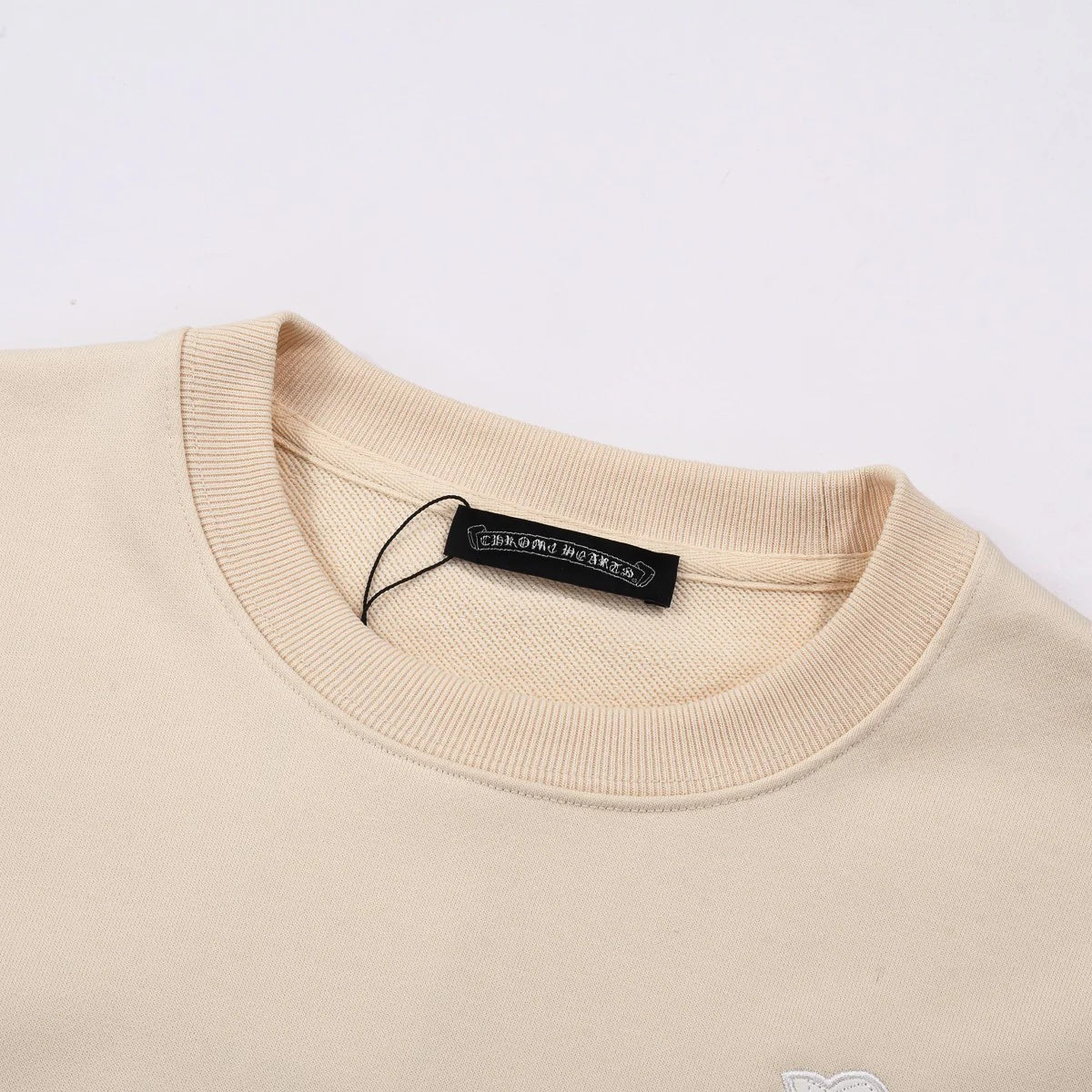 Sweat-shirt beige avec patch croix blanches CHROME HEARTS