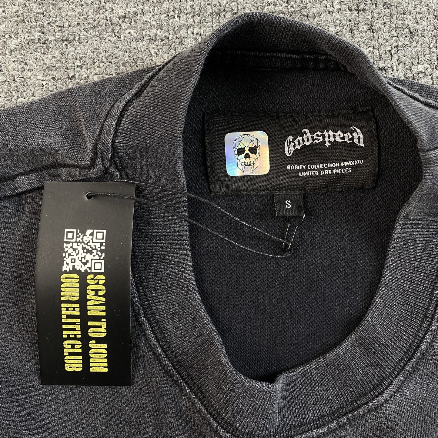 T-SHIRT GODSPEED VICTORY TOAST NOIR DÉLAVÉ