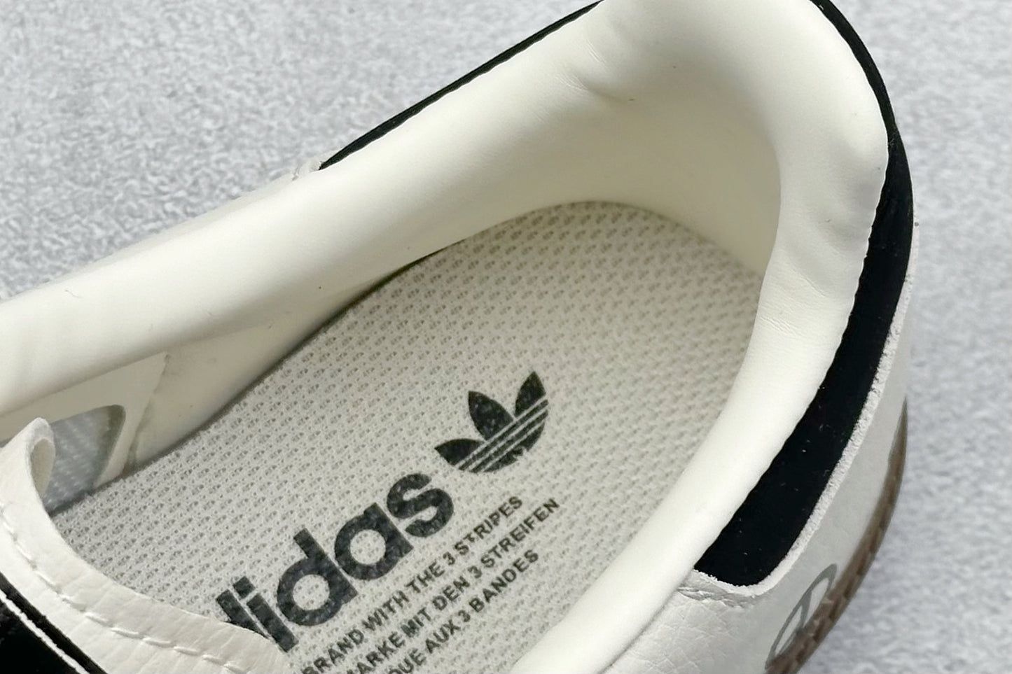 adidas Samba