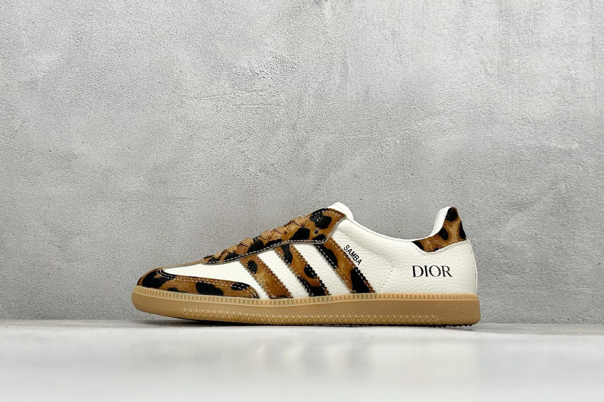 adidas Samba XR0009