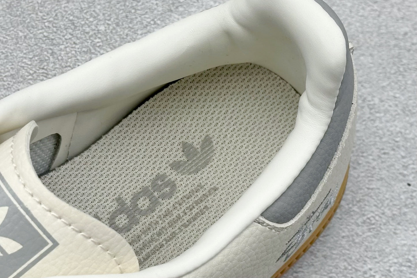 adidas Samba