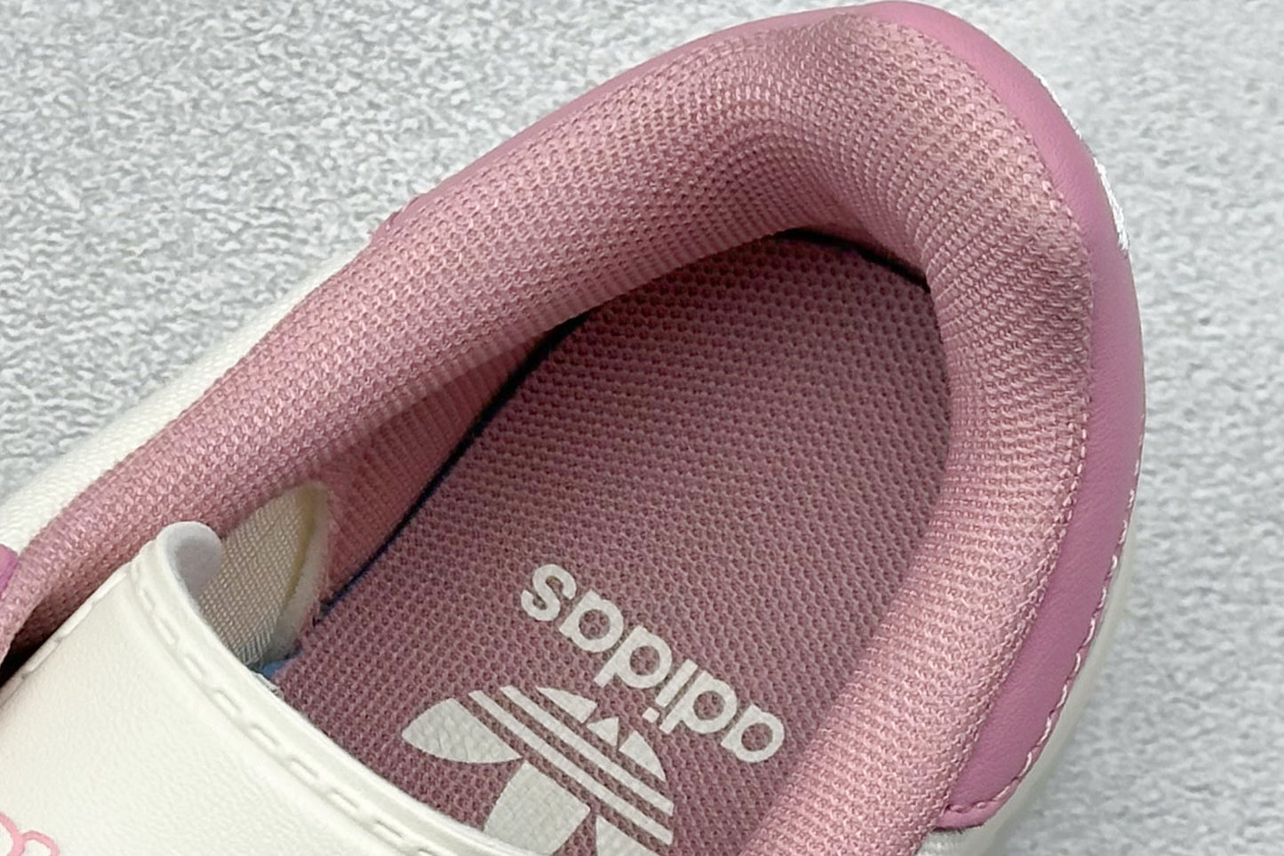 ADIDAS SAMBA LABUBU