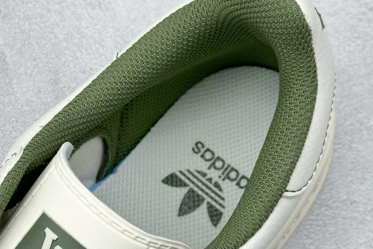 adidas Samba XD6188 103