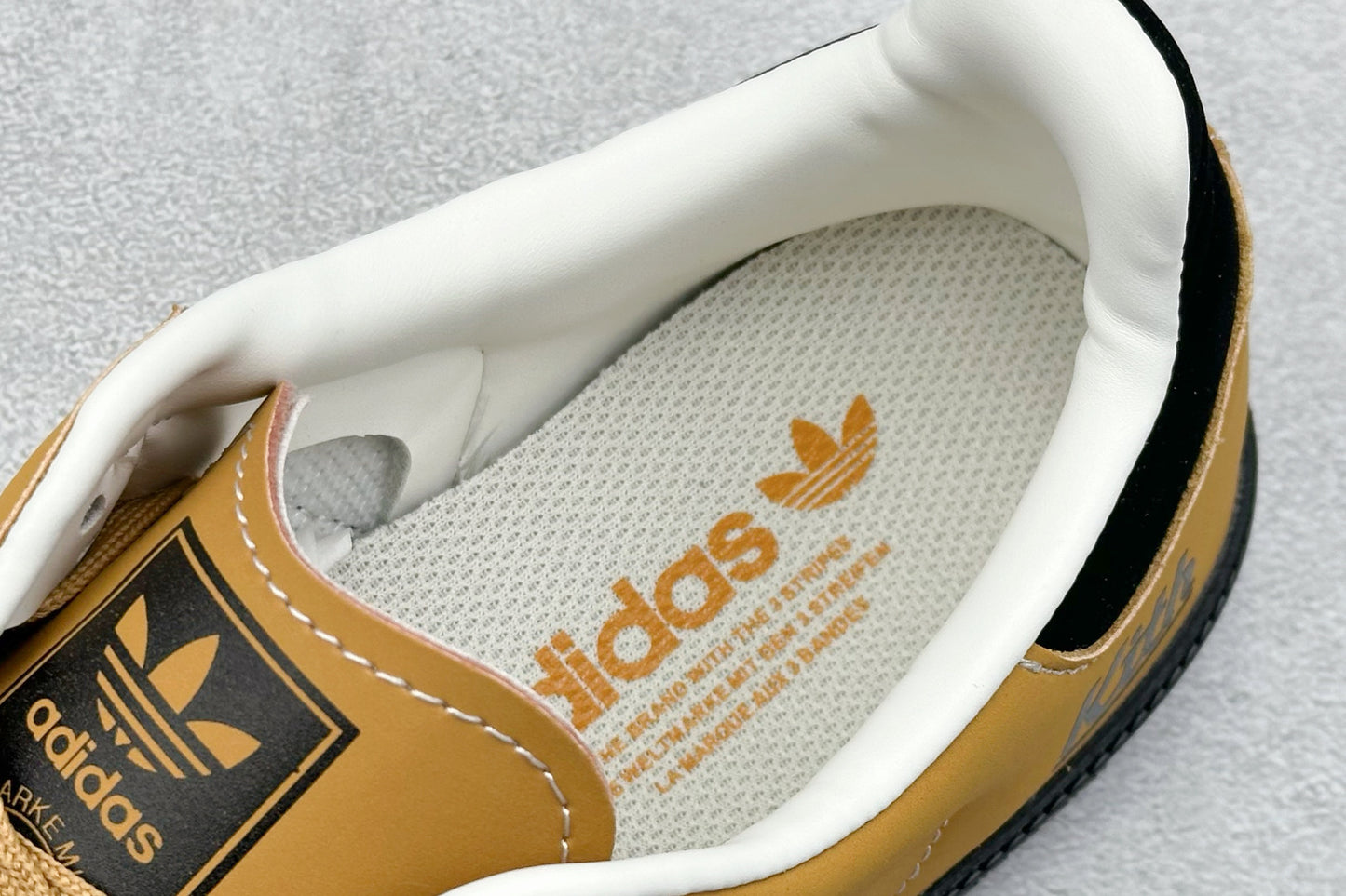 adidas Samba