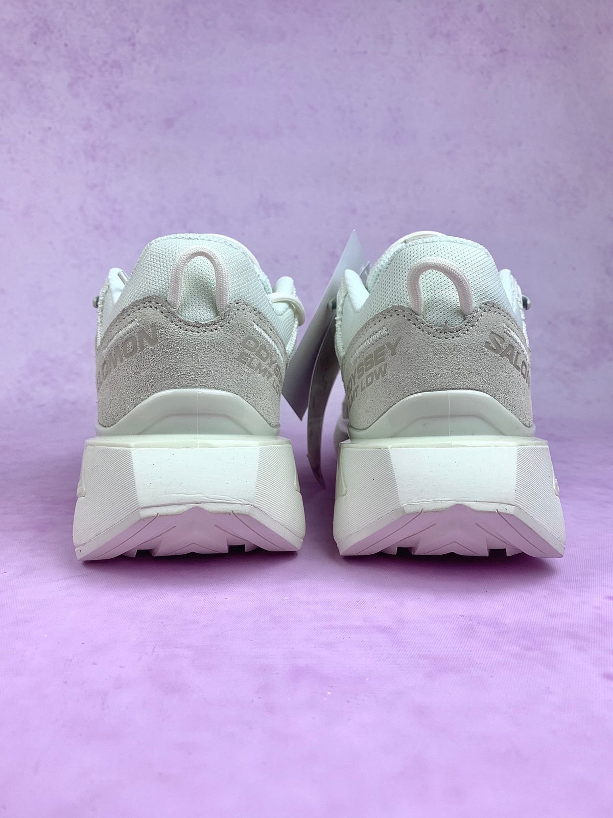 【东莞】萨洛蒙/Salomon Odyssey Elmt low系列户外登山徒步运动跑步鞋，翻毛白灰 474371，3326v size：40-46
