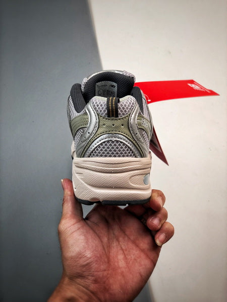 NEW BALANCE 530KMW
