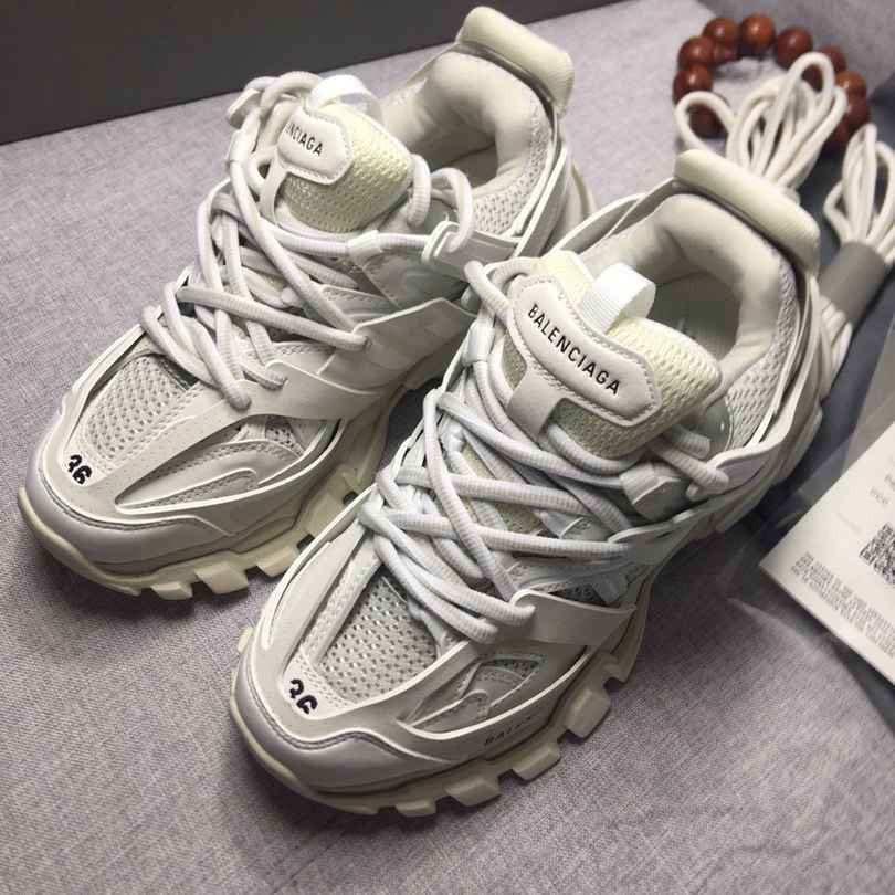BALENCIAGA TRACK 3.0 x TRIPLE WHITE