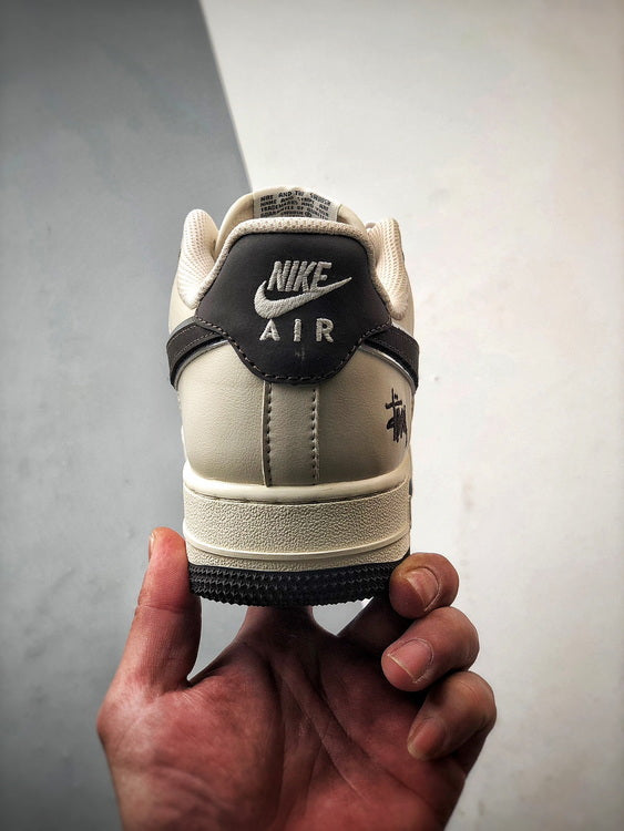 Nike Air Force 1 Low Stussy