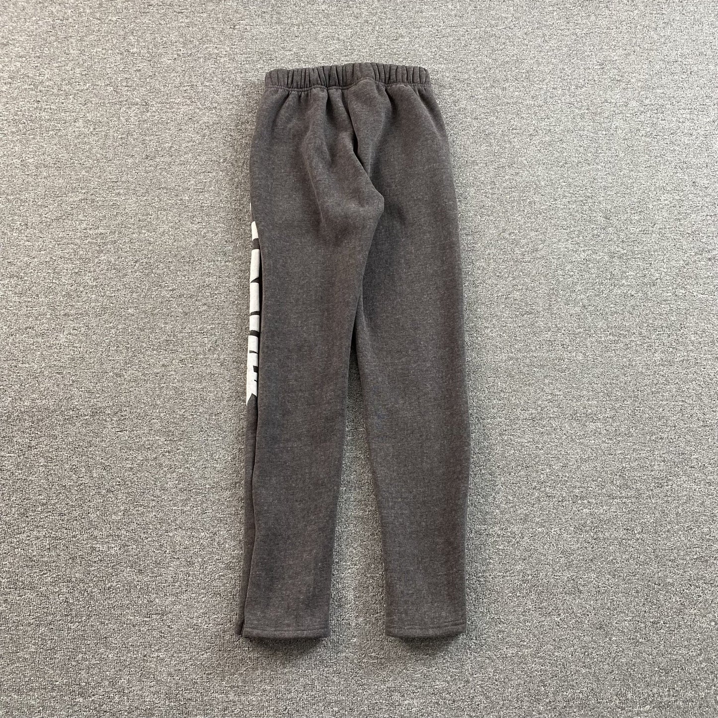 PANTALON DE SURVÊTEMENT SYNA WORLD GRIS