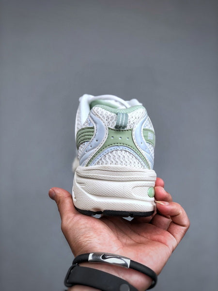 NEW BALANCE 530LG