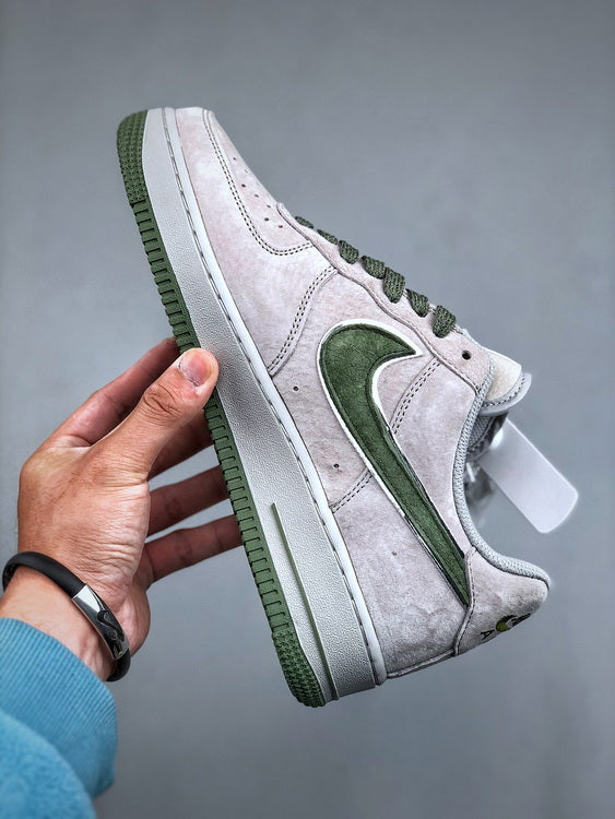 Nike Air Force 1 Low
