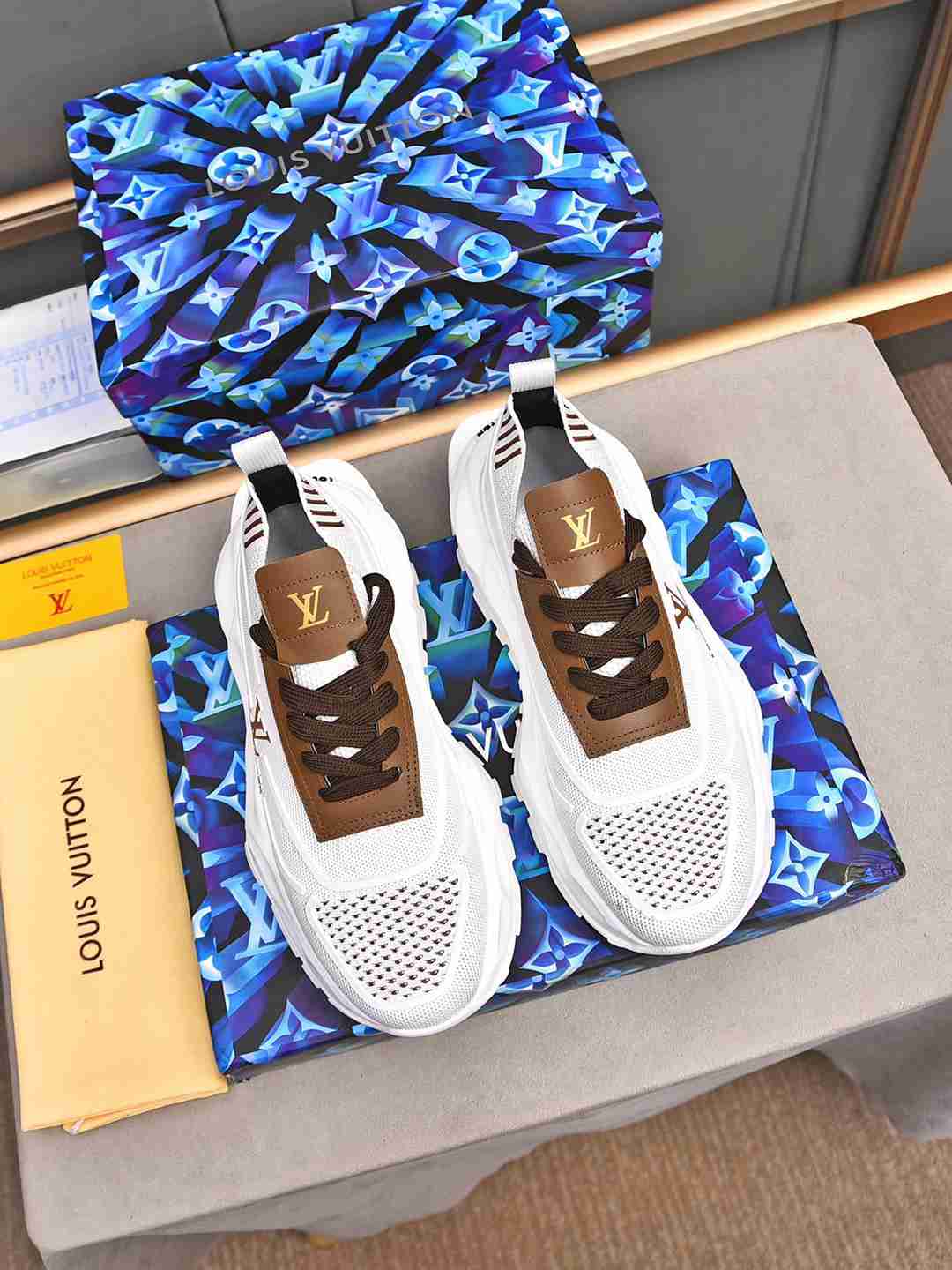 Sneaker LOUIS VUITTON MARRON BLANC