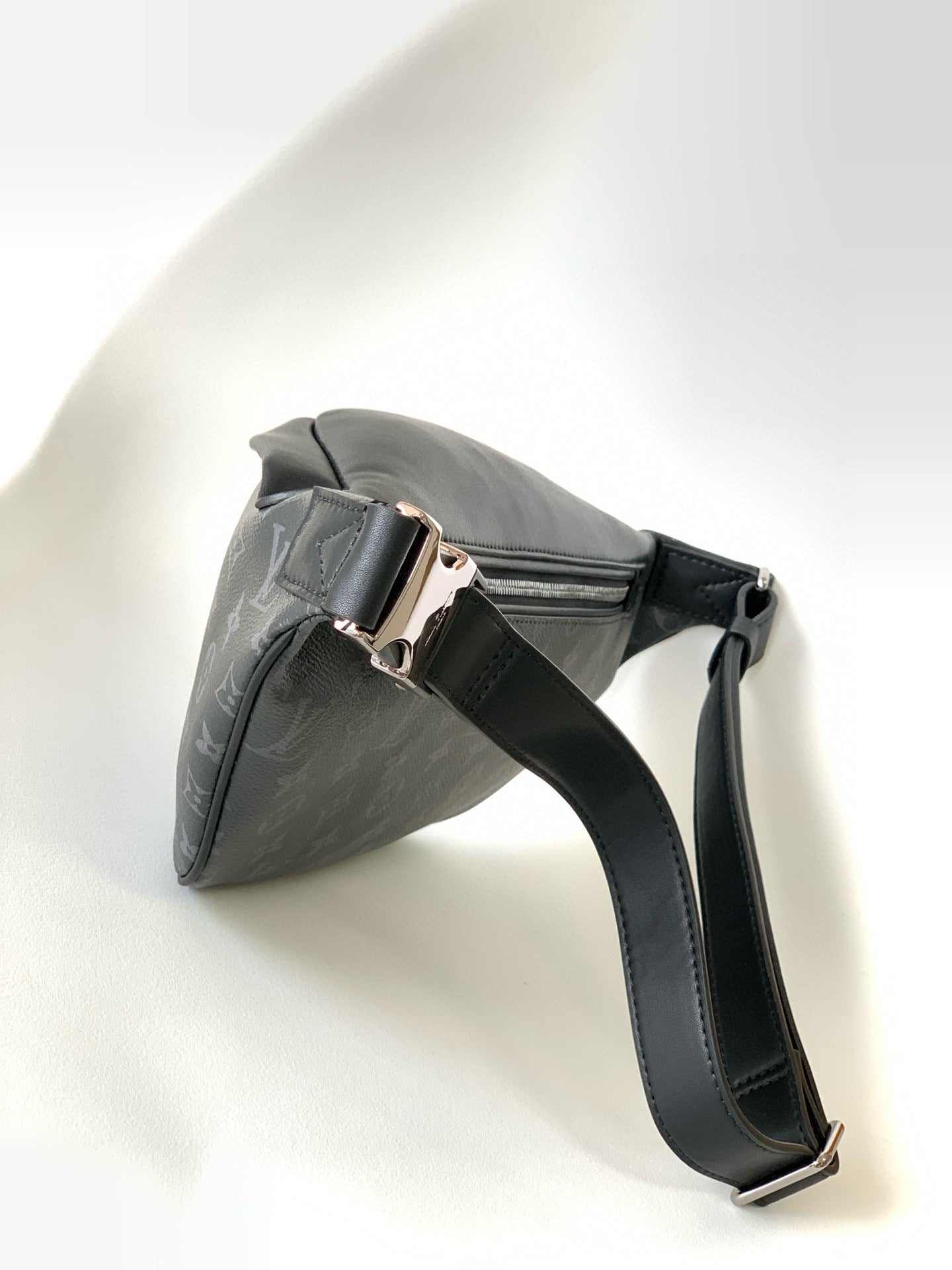 BANANE LOUIS VUITTON