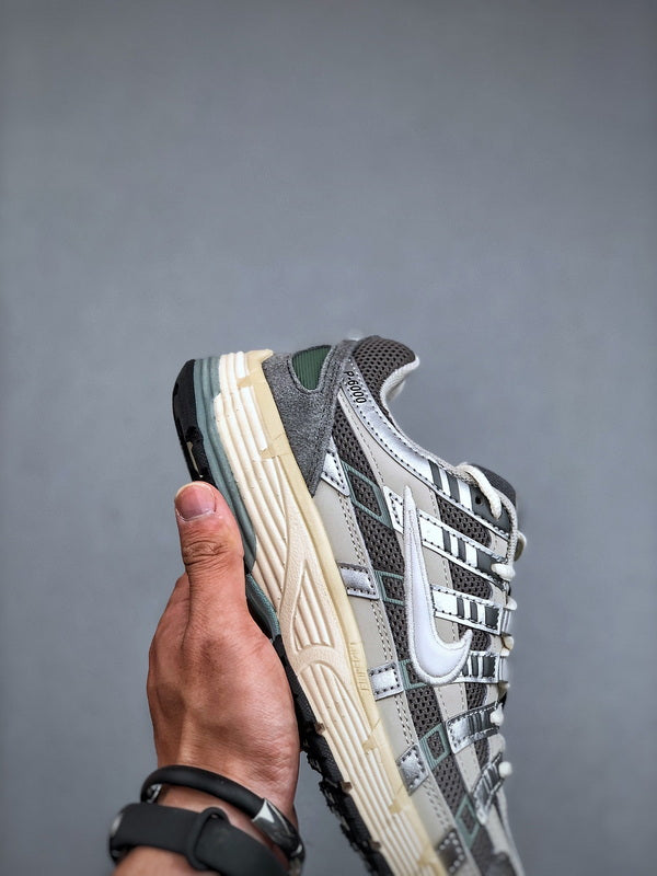 NIKE P-6000