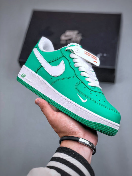 Nike Air Force 1 Low green