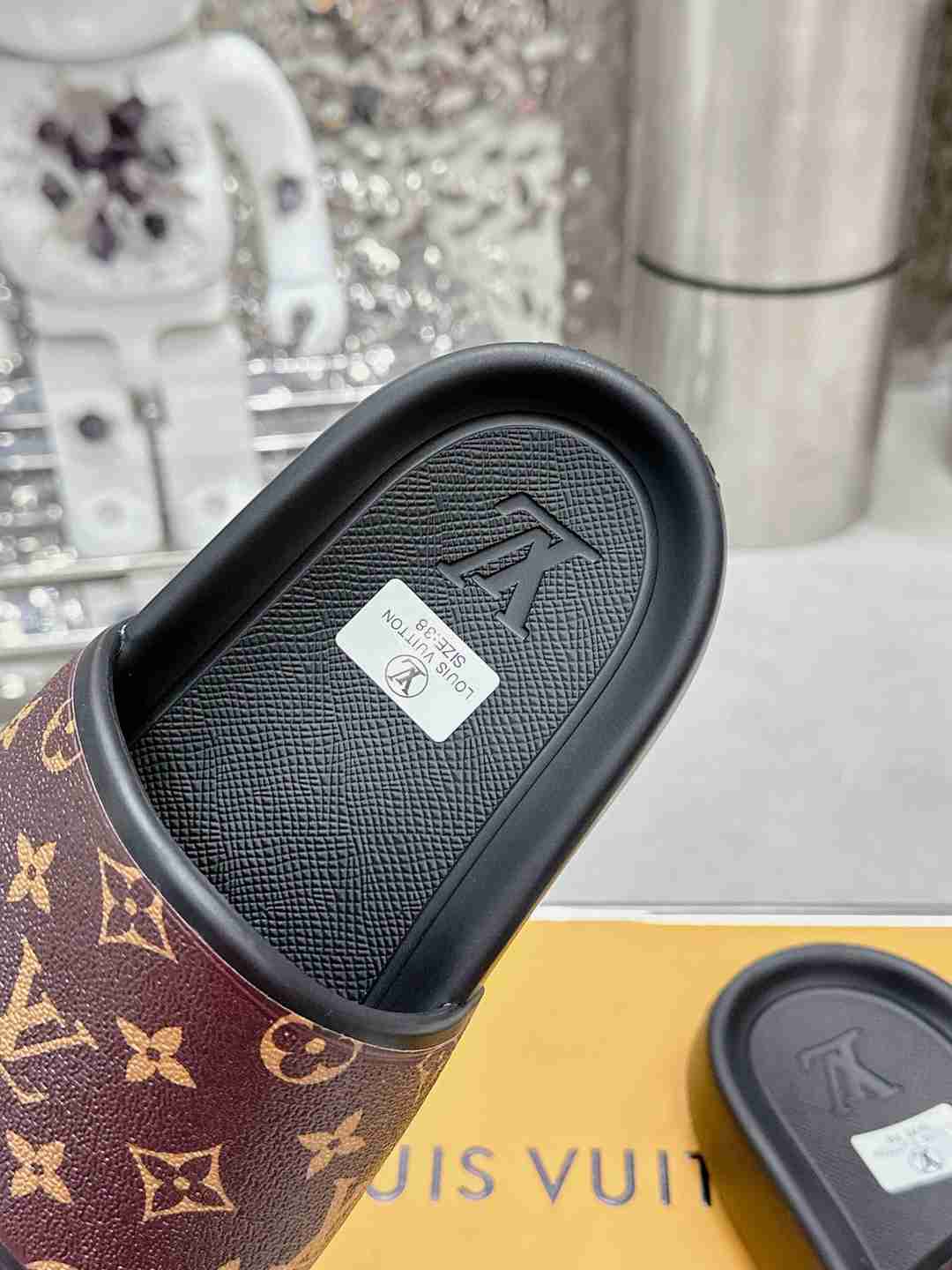 Claquette Louis Vuitton