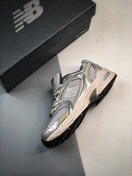 NEW BALANCE 530KMW