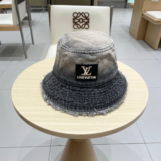 BOB LOUIS VUITTON