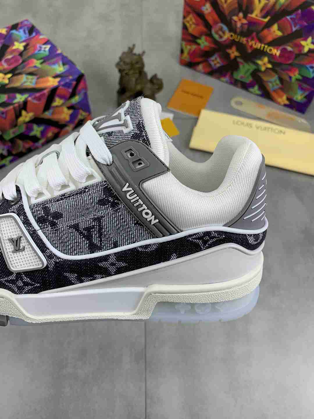 LOUIS VUITTON TRAINER