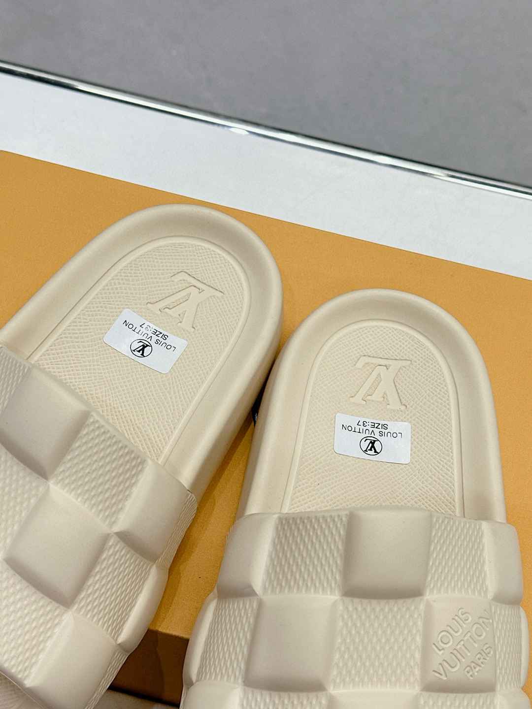 Claquette Louis Vuitton