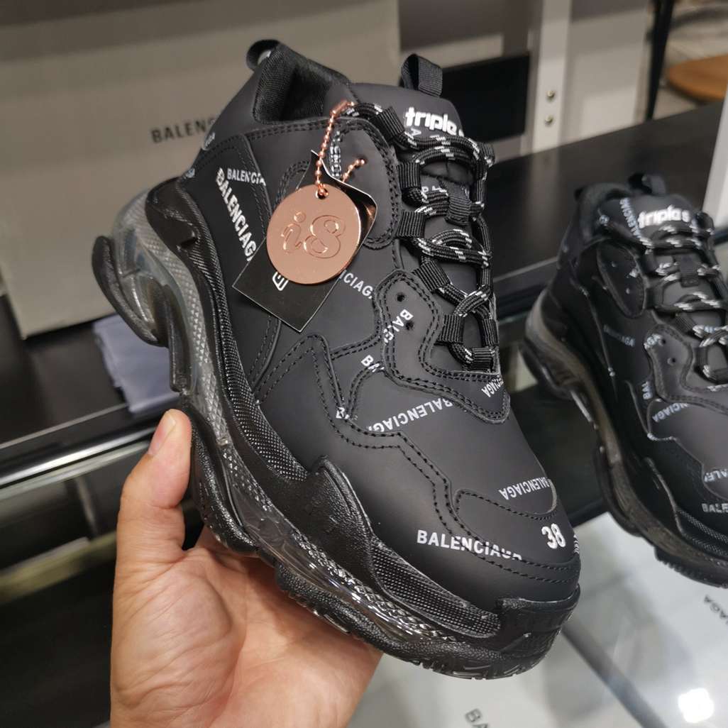 BALENCIAGA TRIPLE S x NOIRE