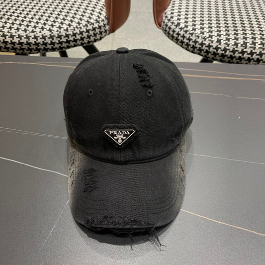 CASQUETTE PRADA