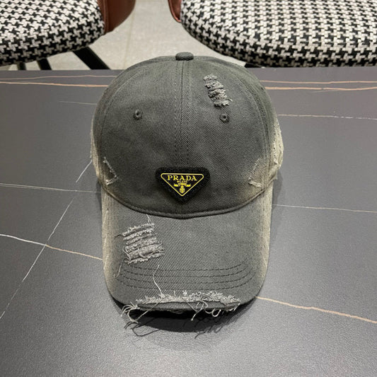 CASQUETTE PRADA