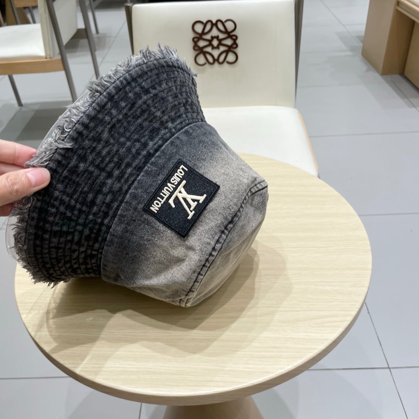 BOB LOUIS VUITTON