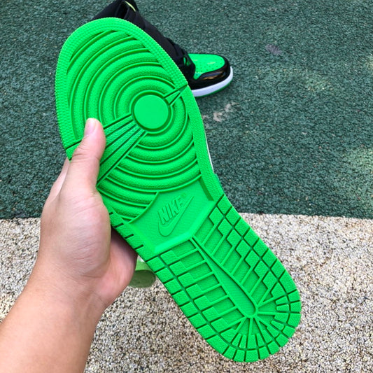 Air Jordan 1 High Pine Green