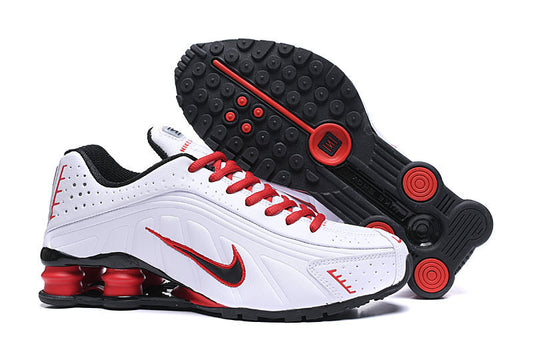 NIKE SHOX R4