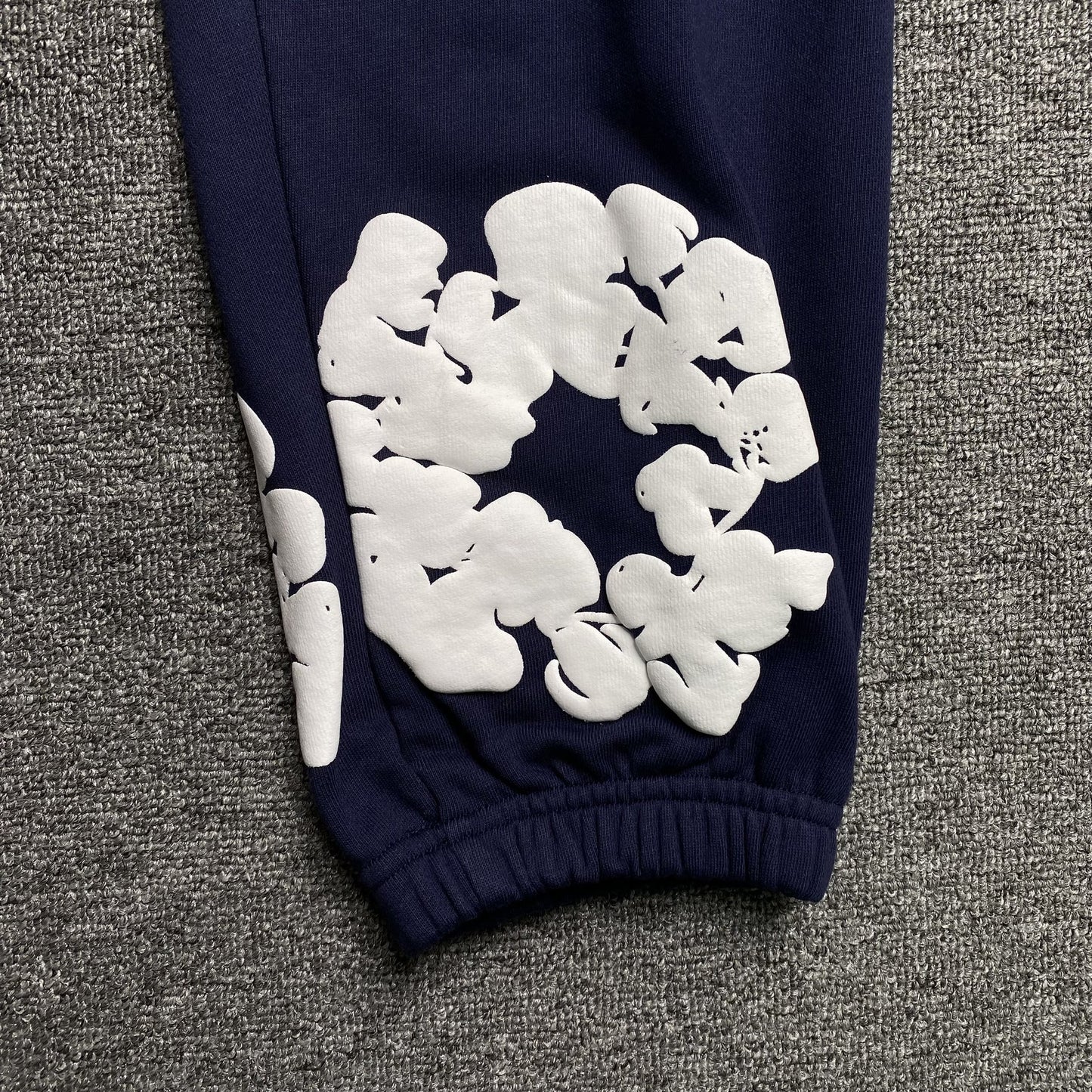 Pantalon de survêtement Denim Tears bleu marine