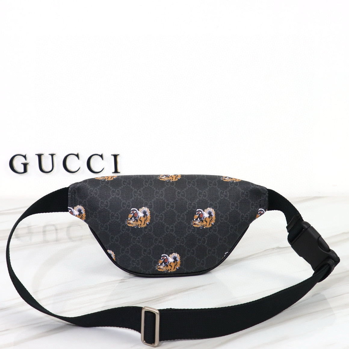 BANANE GUCCI