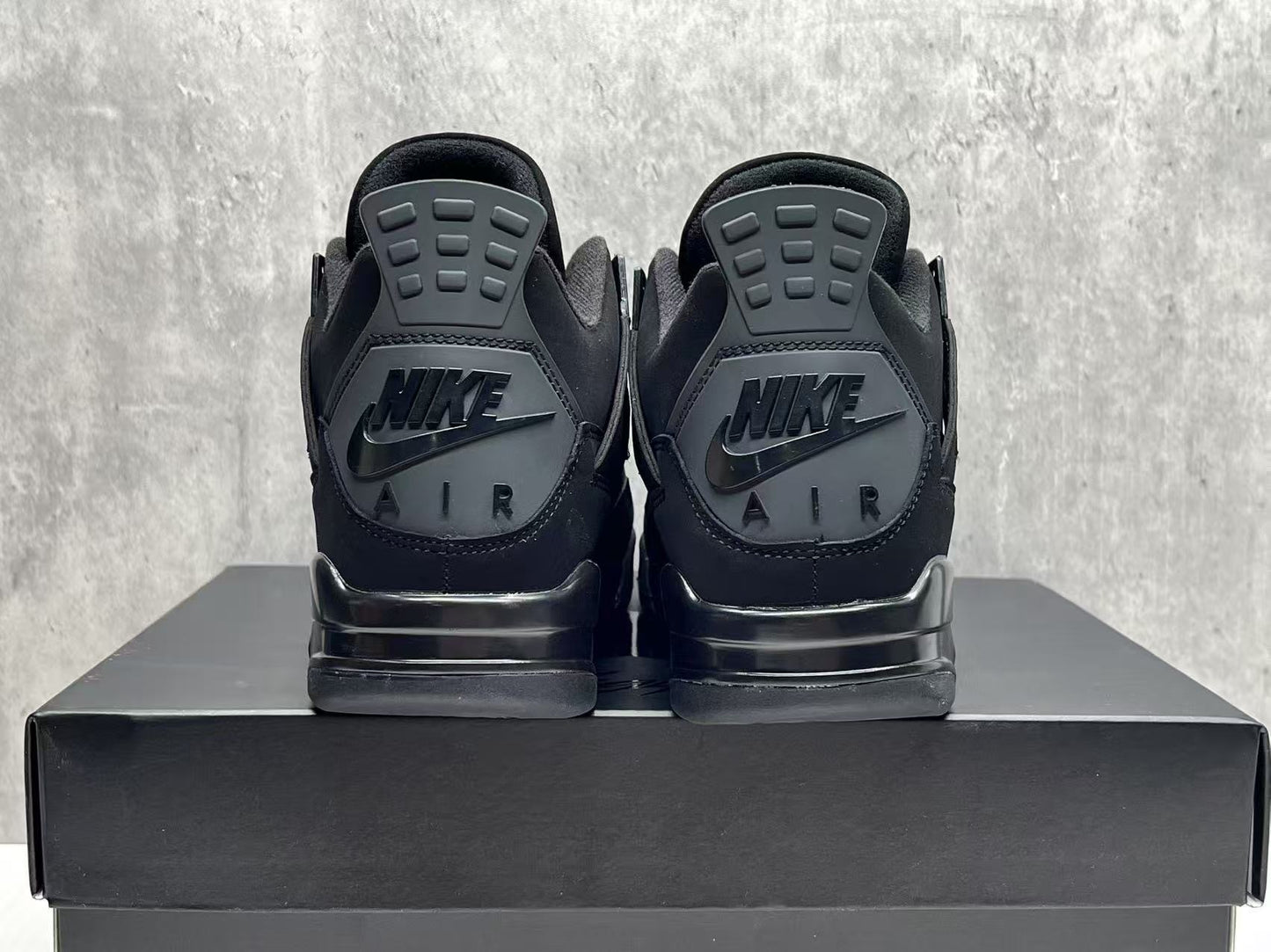 Air Jordan 4 Black Cat