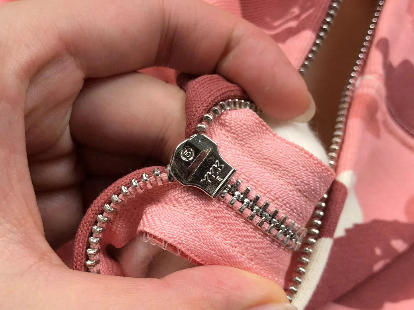 Sweat à capuche entièrement zippé BAPE x BARBIE DOT CAMO SHARK rose
