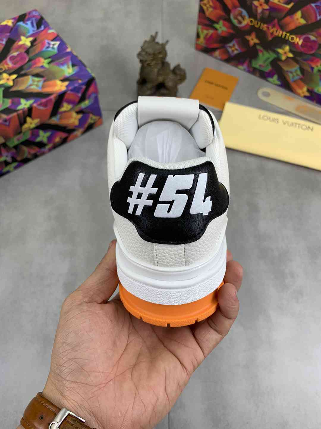 LOUIS VUITTON TRAINER 54