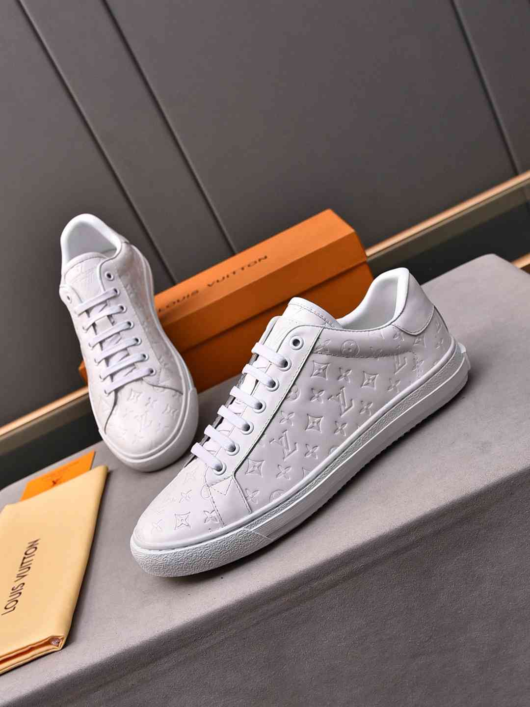 Sneaker LOUIS VUITTON Rivoli BLANC