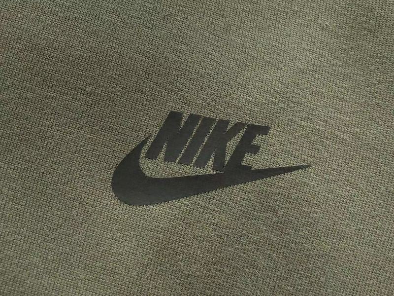 Sweat à capuche Nike Tech Fleece x vert armée