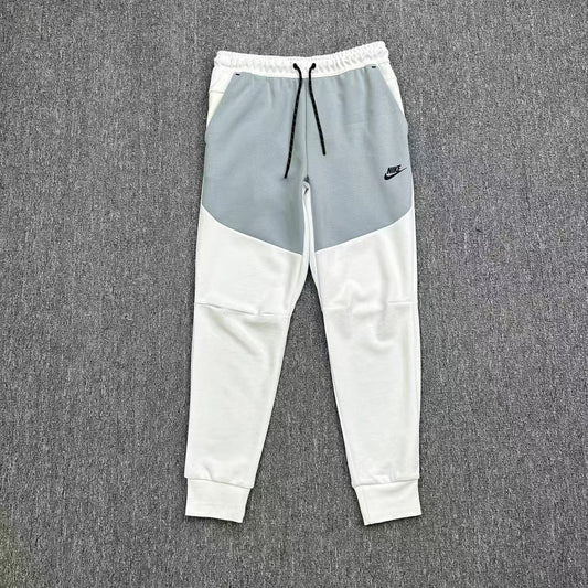 PANTALON NIKE TECH FLEECE x BLEU SARCELLE délavé