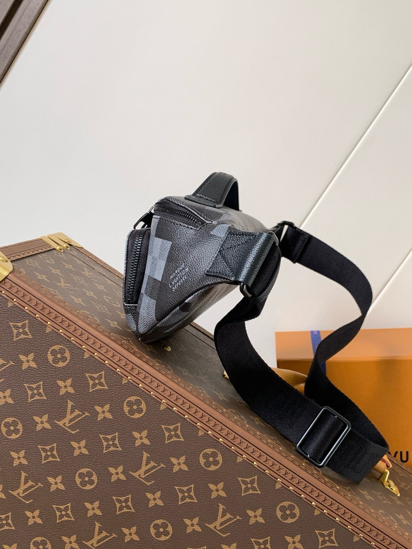 BANANE LOUIS VUITTON