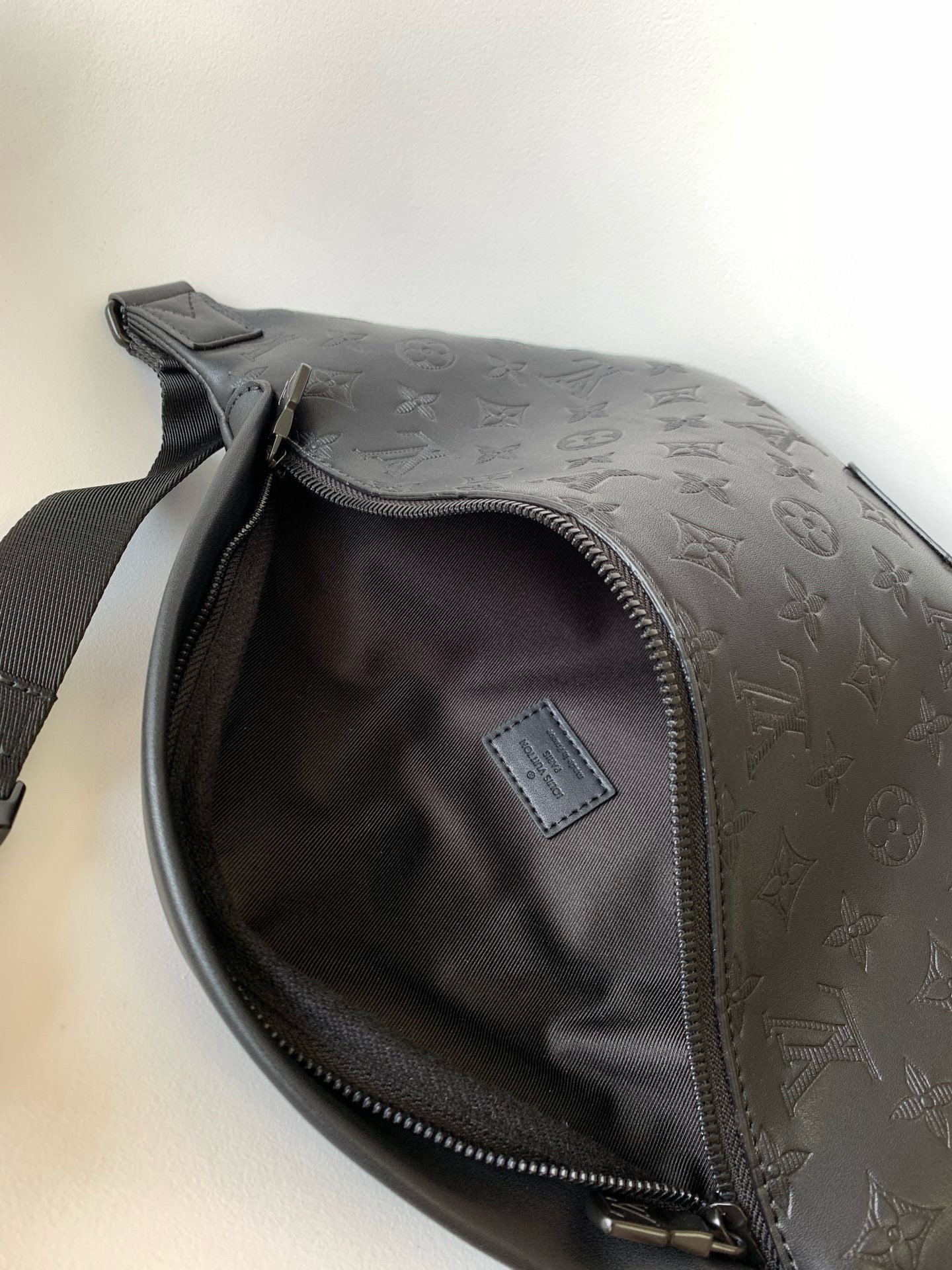 BANANE LOUIS VUITTON