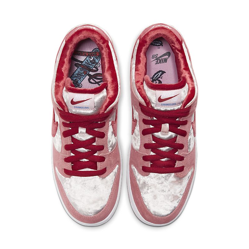 NIKE Dunk Low StrangeLove