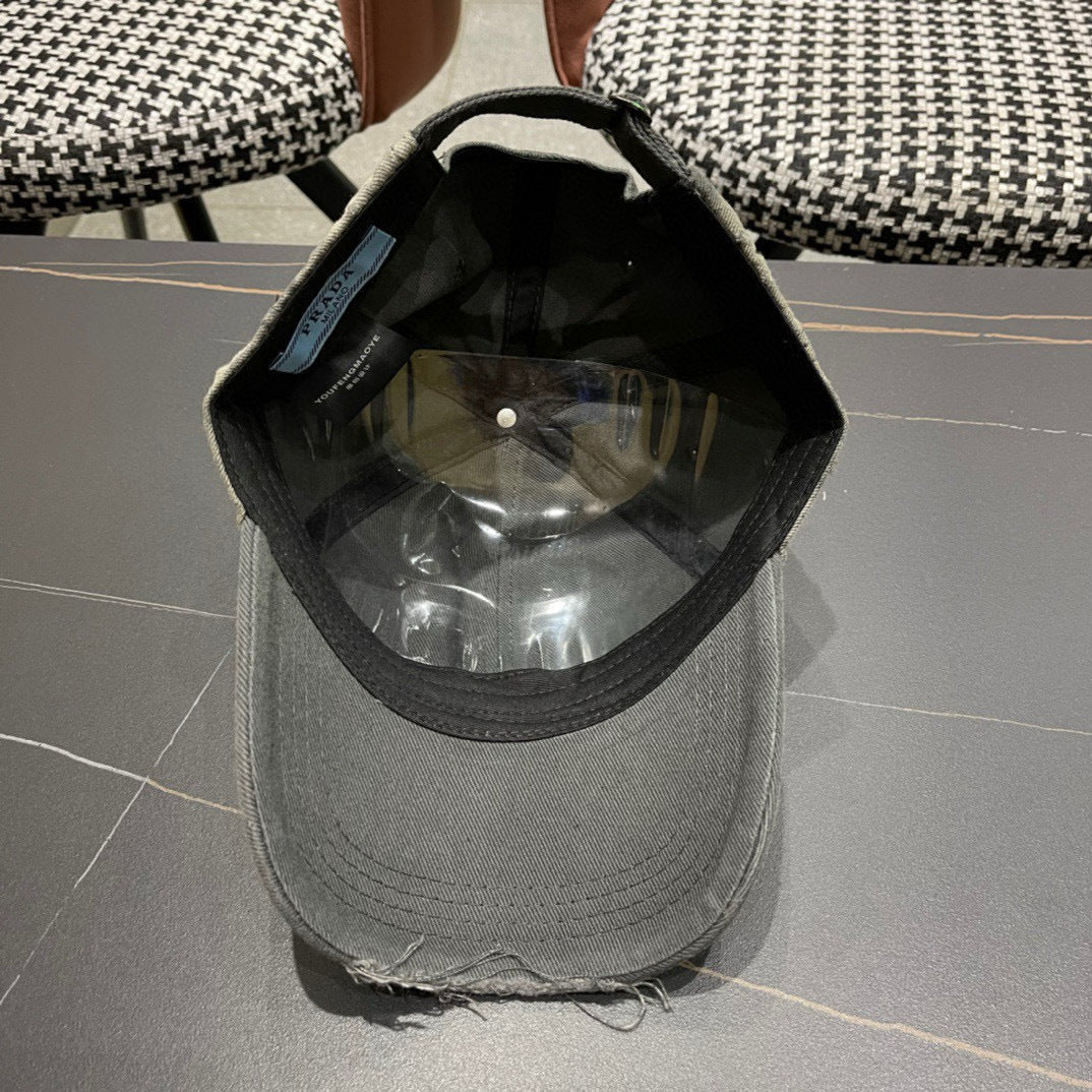 CASQUETTE PRADA